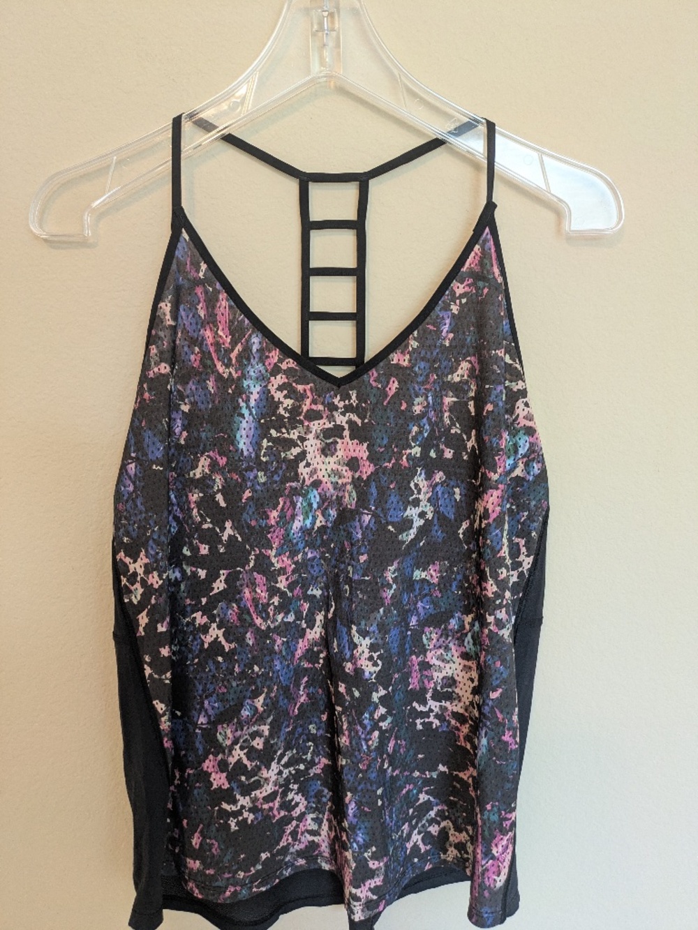 Lululemon Breezy Singlet Floral Sport Black Multi / Black